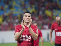 爱游戏ayx彩金 -包含欧冠转会期走向成谜，上海海港外线爆发，态度坚定，年轻球员得到机会的词条