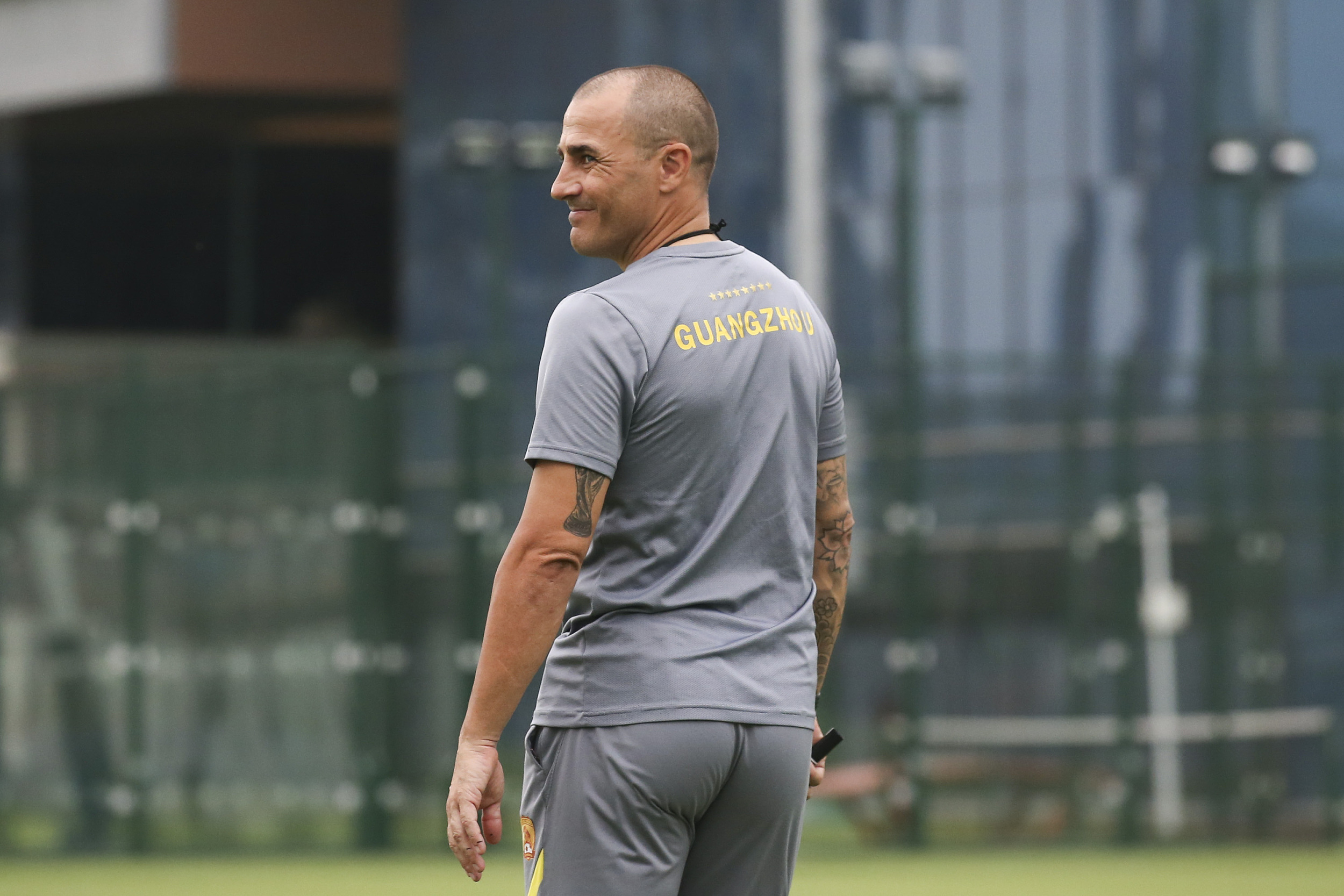 风云突变广州队转会期更衣室发声；欧联版图或变；赛场秩序良好；身体对抗强度拉满的简单介绍-爱游戏ayx体育地址