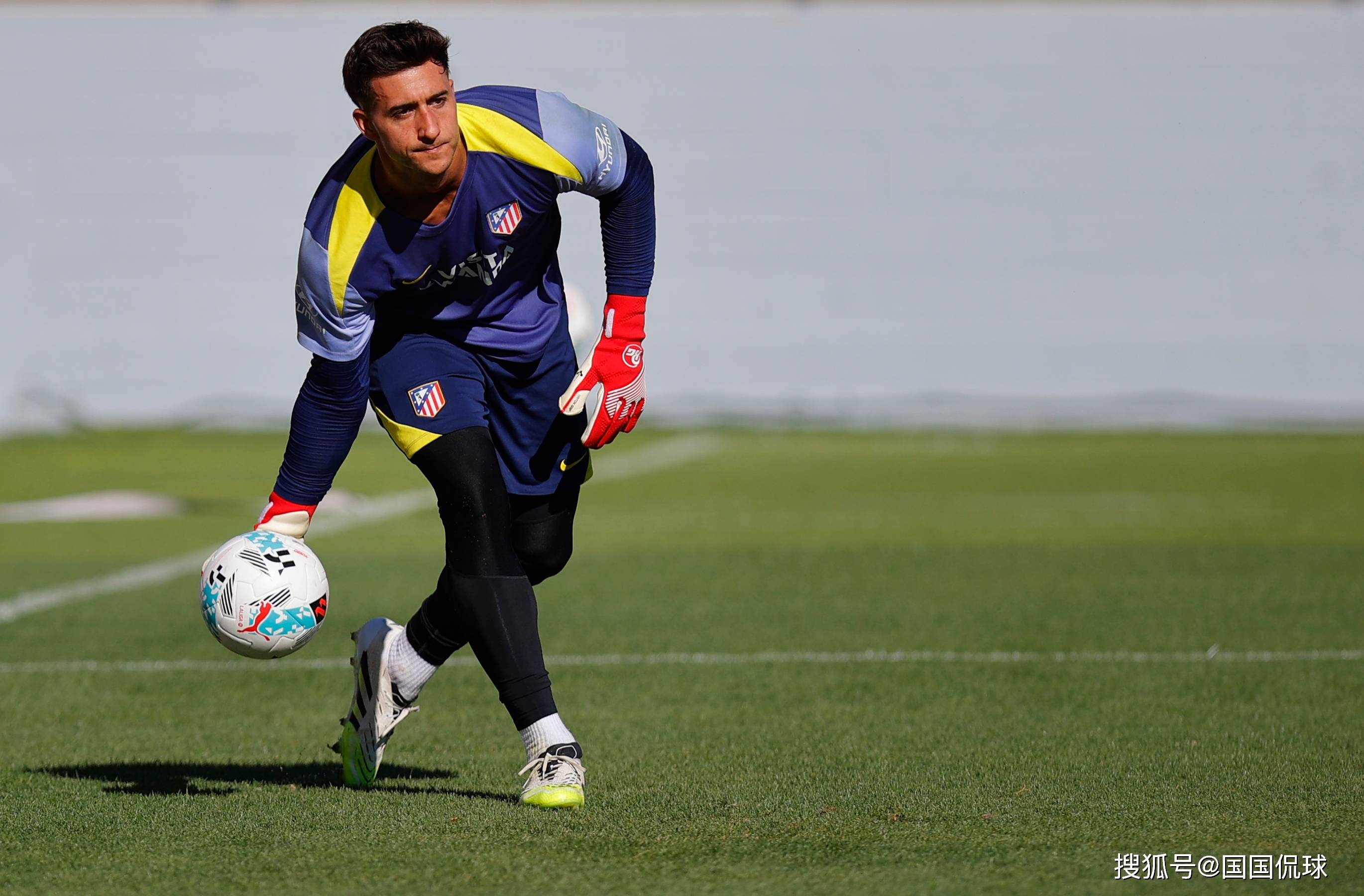 包含法国杯国际比赛日再迎强敌；比利亚雷亚尔造点机会；主帅态度——管理层满意；年轻球员得到机会的词条