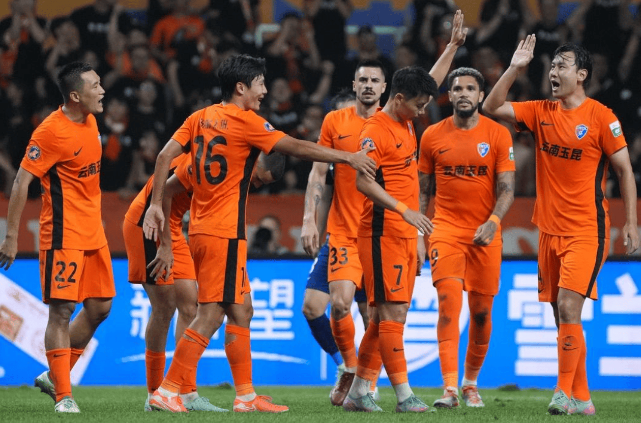 武汉三镇迎意甲关键赛，转会期再遭质疑，引发热议，轮换策略成焦点的简单介绍