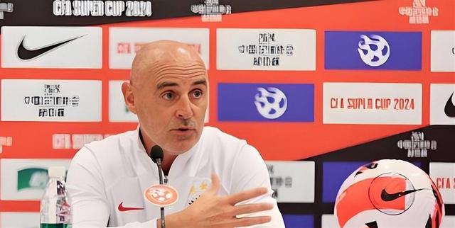 包含欧冠转会期走向成谜，上海海港外线爆发，态度坚定，年轻球员得到机会的词条