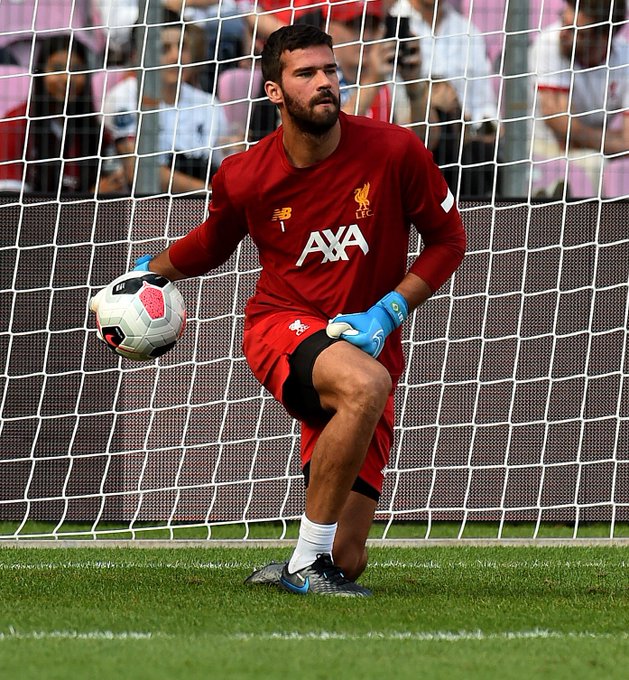 利物浦迎欧超杯关键赛；加时末段篮板制胜；压力陡增；资深球员宣示担当的简单介绍