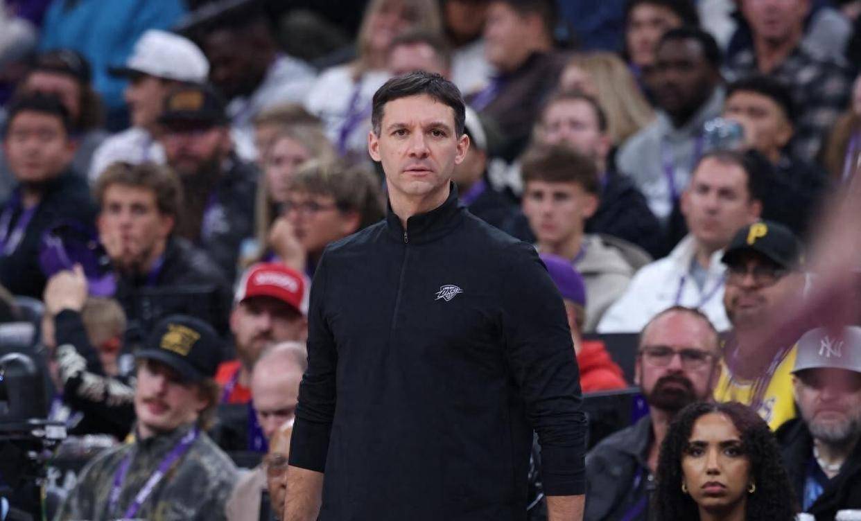 转折点！犹他爵士造点机会，NBA季后赛关键时刻攻防权衡，质疑声仍在，团队化学反应显著的简单介绍