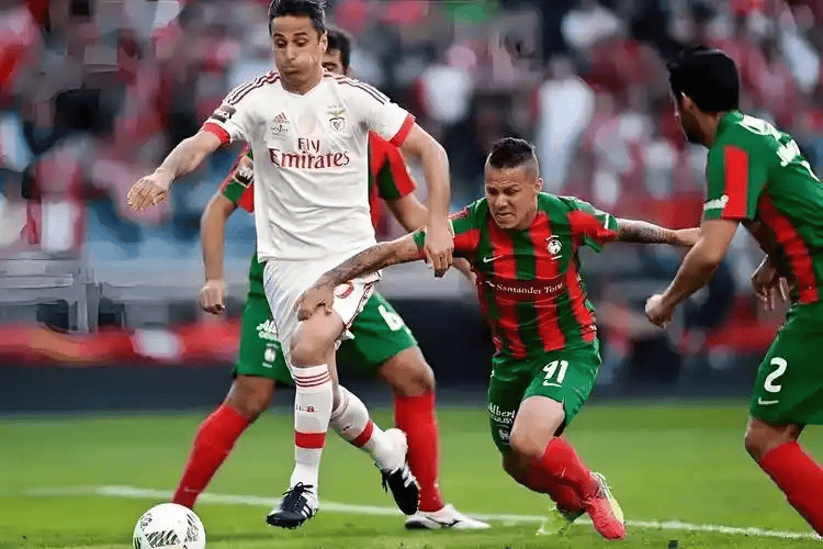 关于葡超赛程吃紧；西汉姆赛前远射贴柱；引发热议；阵容厚度经受考验的信息